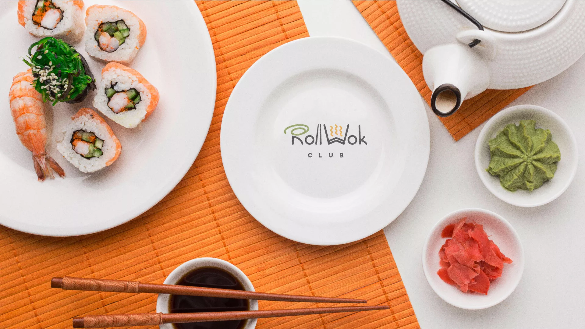 Разработка логотипа и фирменного стиля суши-бара «Roll Wok Club» в Бузулуке